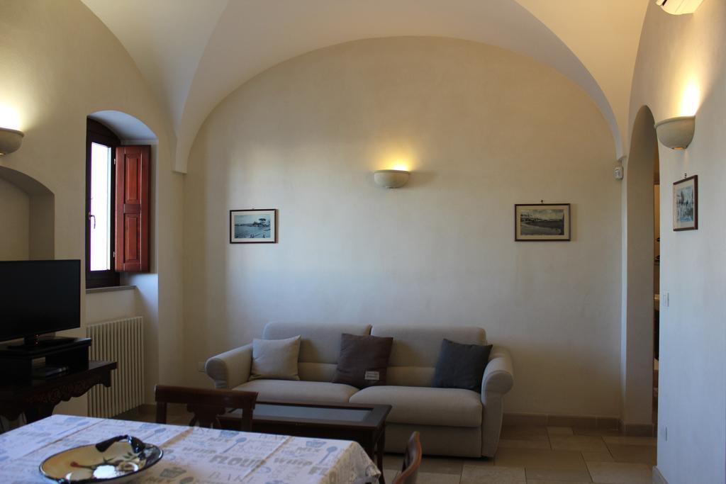 Palazzo Dei Gesuiti モノーポリ エクステリア 写真